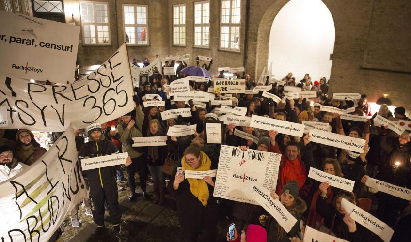 Demonstranter ved Kulturministeriet